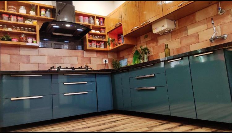 Entire Craftsman House With 2 Bedrooms Kitchen And More Rāipur Exteriér fotografie