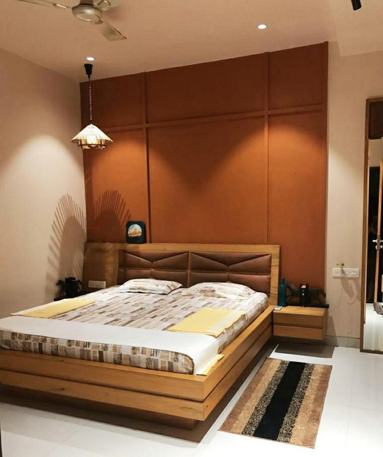 Entire Craftsman House With 2 Bedrooms Kitchen And More Rāipur Exteriér fotografie