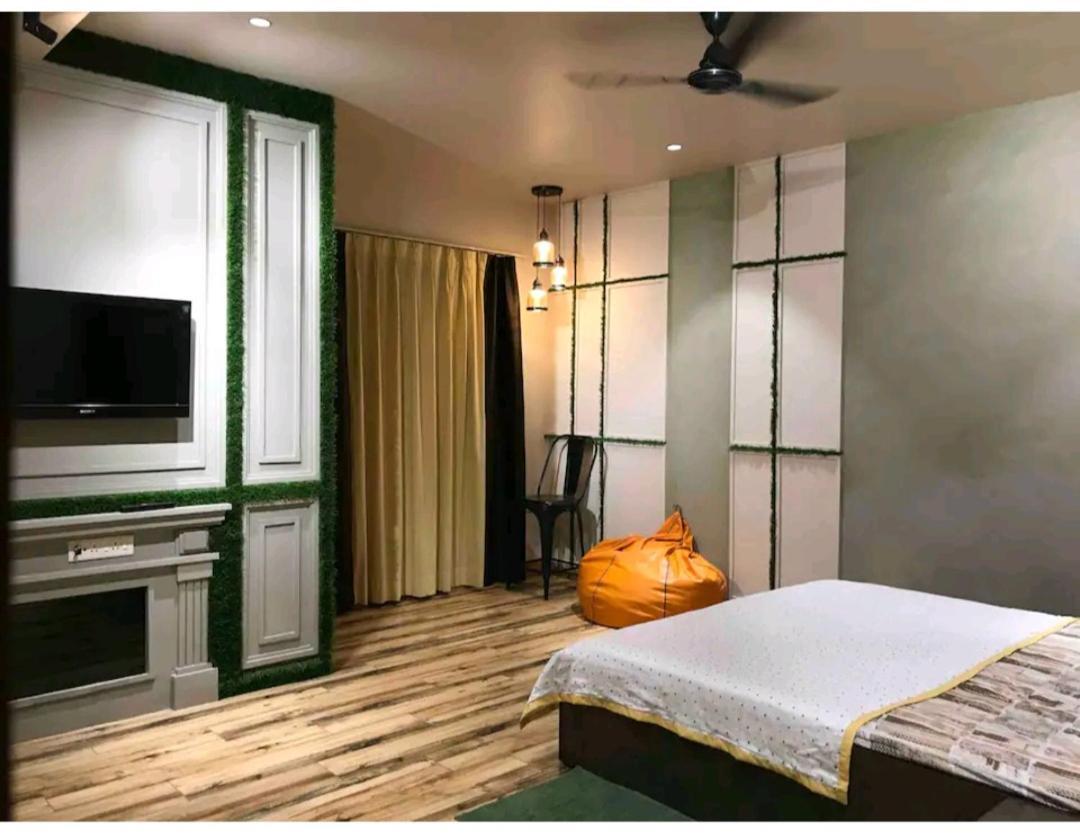 Entire Craftsman House With 2 Bedrooms Kitchen And More Rāipur Exteriér fotografie